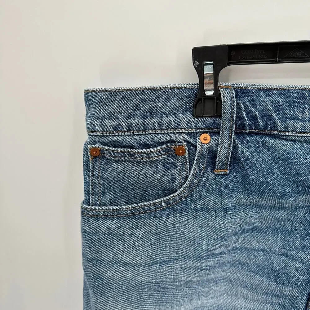 MADEWELL The Perfect Jean Short in Burnett Wash: TENCEL™ Lyocell Edition // 33